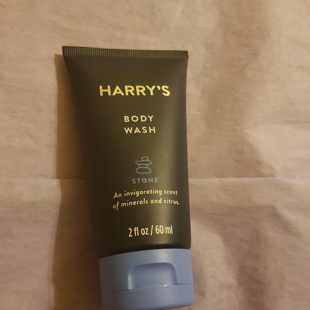 Harry's Body Wash An Invigorating Scent of Minerals and Citrus